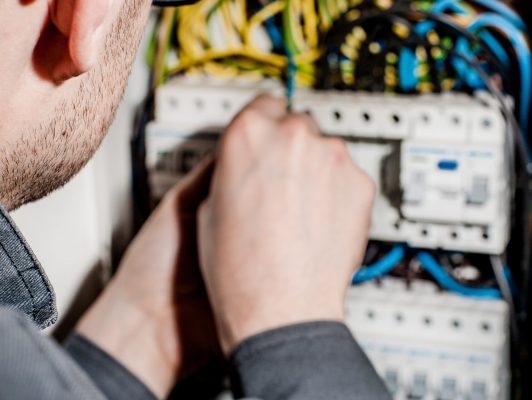 electrician-1080574